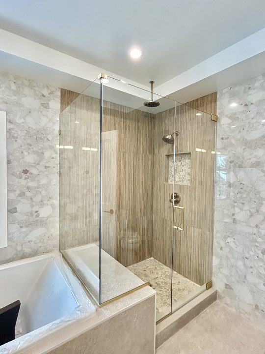 90 degree swing shower door in Baltimore, MD