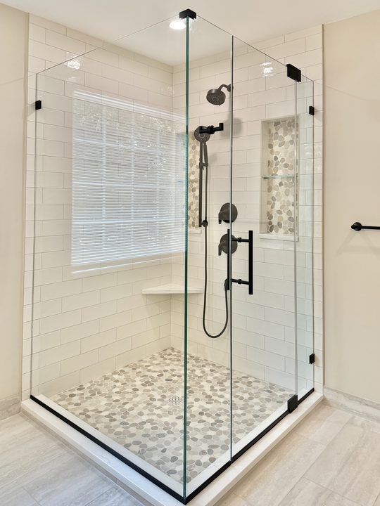 90 degree shower door in Leesburg, Ashburn, VA