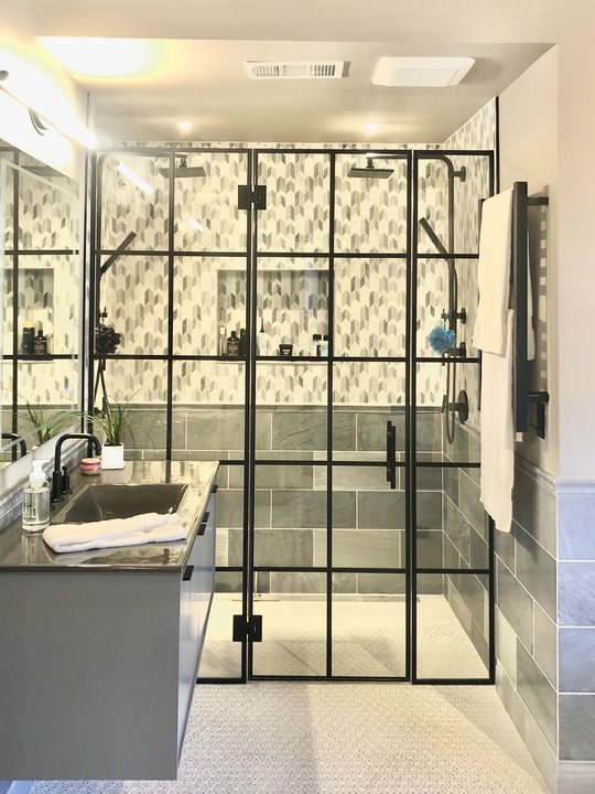 Frameless glass shower enclosure in Mantua, Fairfax, VA