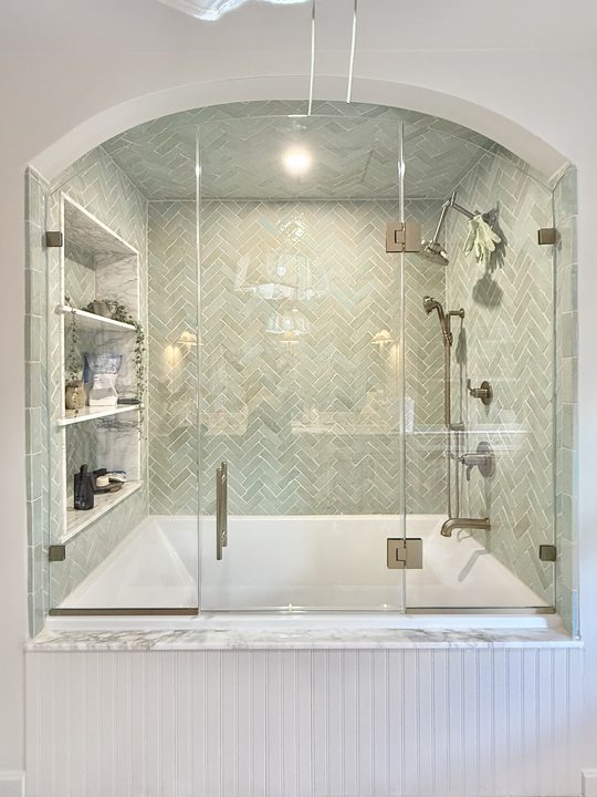 Arched Glass Tub Door in McLean, VA