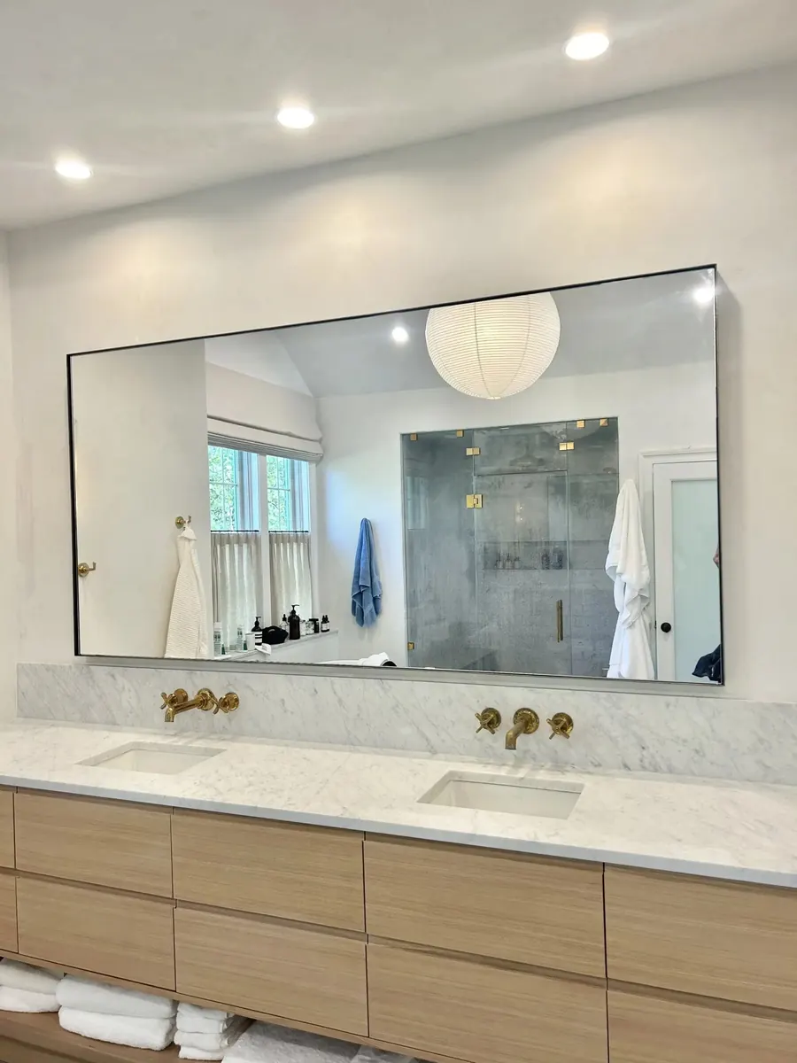 Custom mirror