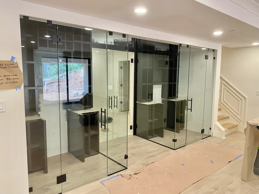 Wine cellar glass enclosure, Custom Wine Cellar Glass